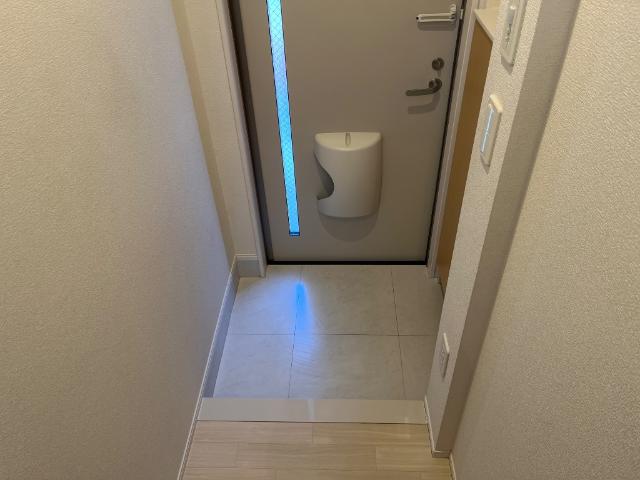 玄関　玄関（イメージ）