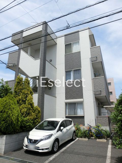 建物外観　２００７年築のマンション。