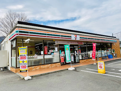 コンビニ　セブンイレブン厚木上荻野北店（コンビニ）まで500m