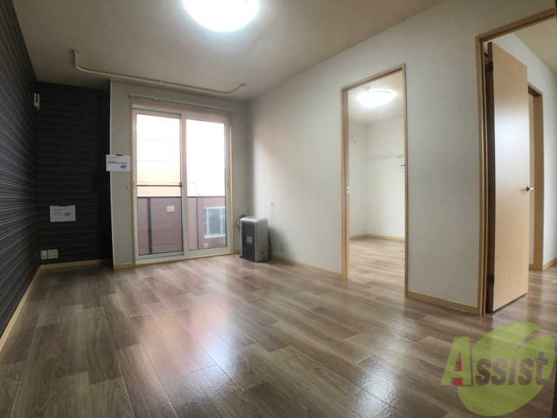 居室・リビング　広くてキレイなお部屋が広がっていて、充実した生活が送れそう。