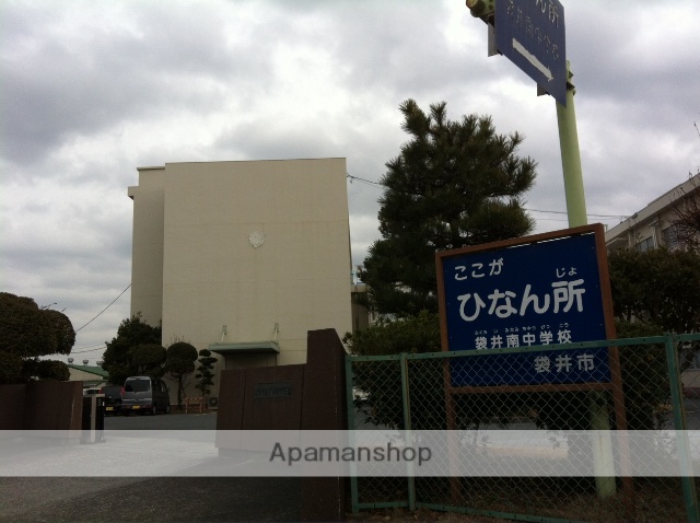 中学校　袋井南中（中学校）まで750m