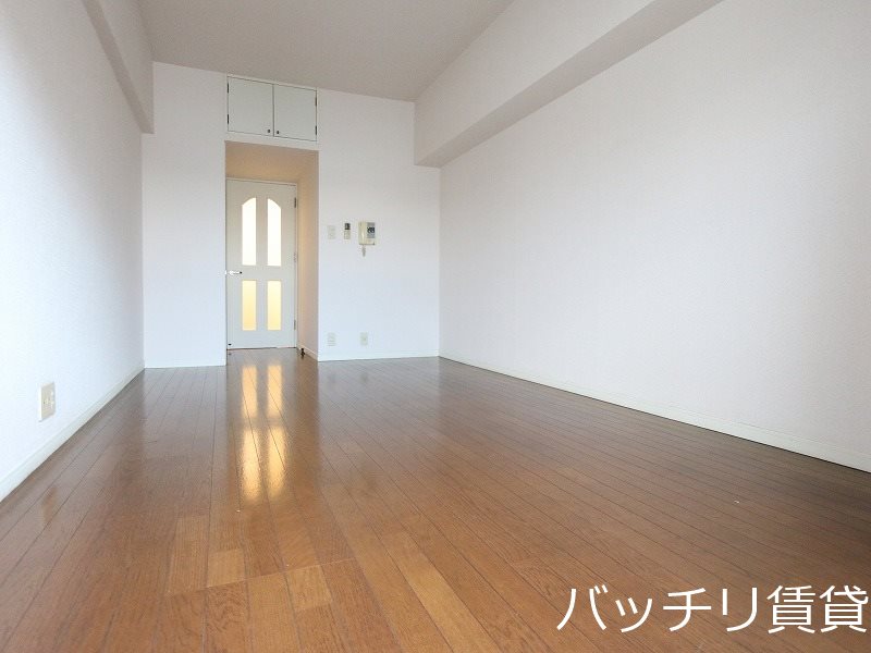 居室・リビング　写真は別号室イメージの為、現況を優先致します。