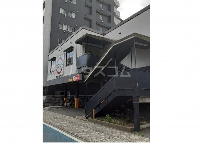 飲食店　スシロー 川崎第一京浜店（飲食店）まで1448m