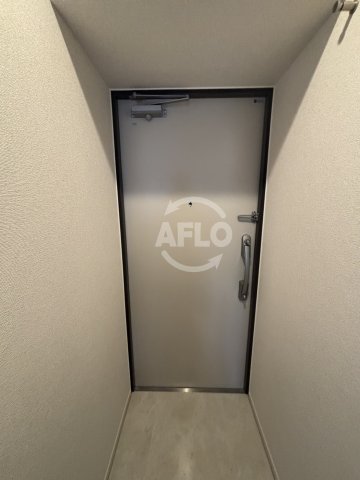 玄関　ブランドール新町　玄関