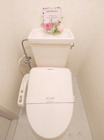 トイレ　トイレもきれいです