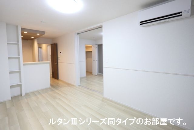 居室・リビング　※類似物件の写真です※現況を優先します