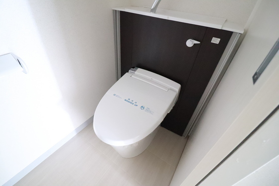 トイレ　※別部屋の写真です