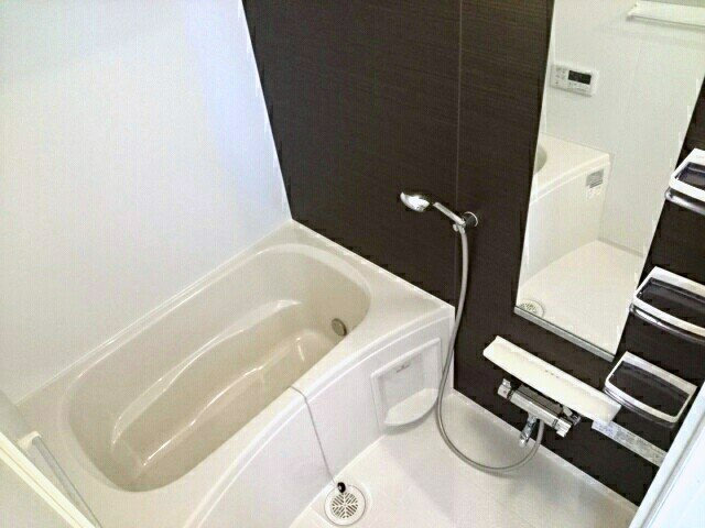 バス・シャワールーム　日々の疲れを癒すお風呂付です