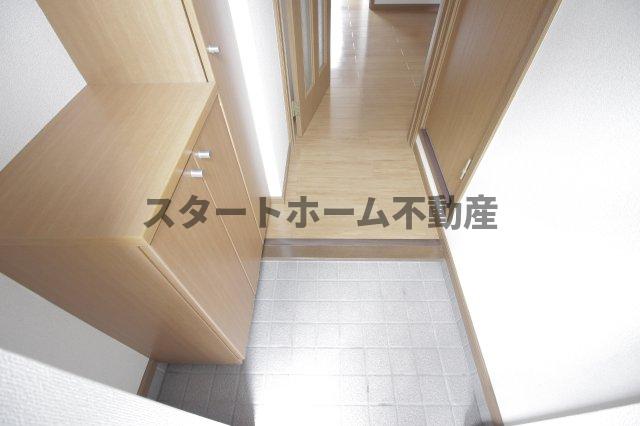 玄関　シンプルで使いやすい玄関です