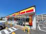 コンビニ　デイリーヤマザキ知立鳥居3丁目店（コンビニ）まで462m