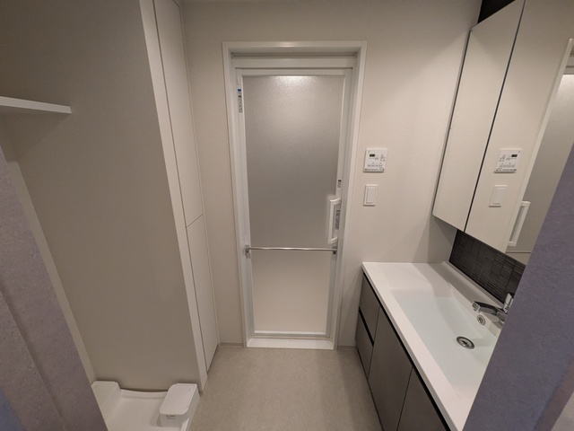 洗面設備　※写真は同タイプ住戸です。