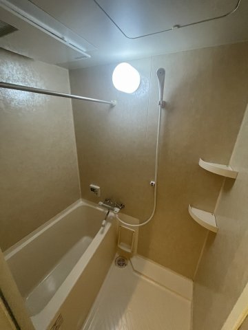 バス・シャワールーム　別部屋参考写真