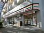 コンビニ　セブンイレブン 中野新井4丁目店（コンビニ）まで819m