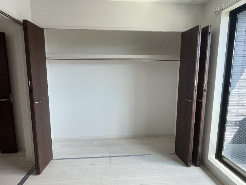 収納　同型参照