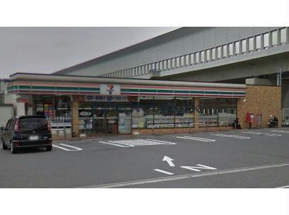 コンビニ　セブンイレブン刈谷東境町店（コンビニ）まで631m