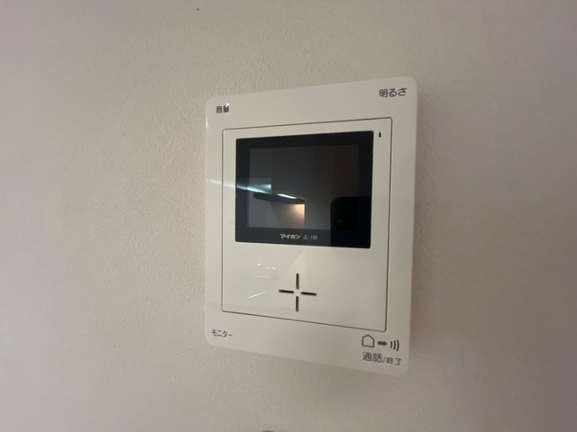 セキュリティ　モニターインターホン付きで急な来訪時も安心です(^^♪