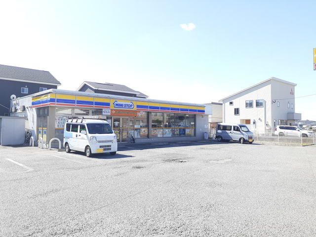 コンビニ　ミニストップ須恵植木店（コンビニ）まで160m