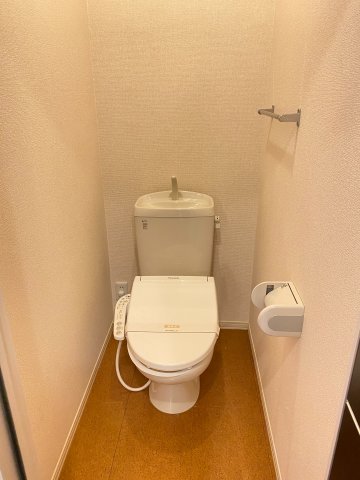 トイレ　同型モデル
