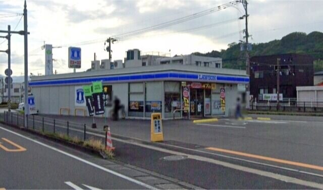 コンビニ　ローソン鹿児島小松原一丁目店（コンビニ）まで224m