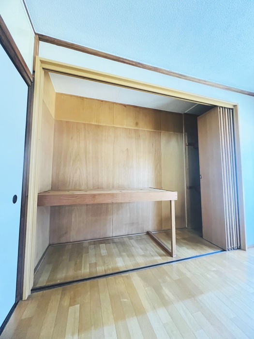 西小中台団地8号棟の内装写真
