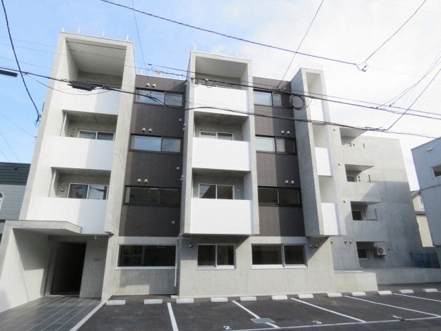 建物外観　☆地下鉄東西線【東札幌駅】まで徒歩9分！