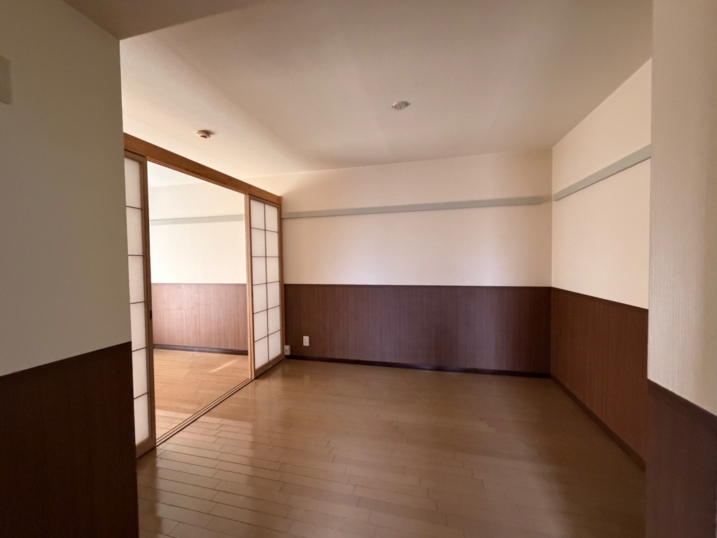 ガーネット森北町の居間写真