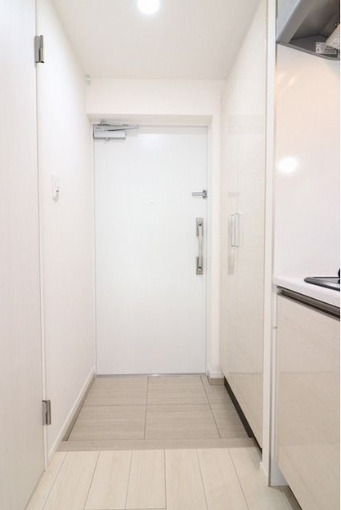 玄関　別タイプ部屋　参考写真です