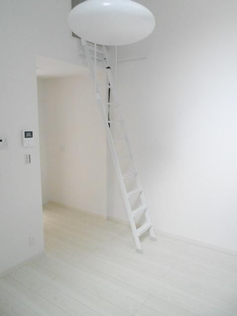 居室・リビング　★★広々としたお部屋★★