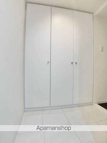 アーノンブライト一番町の居間写真