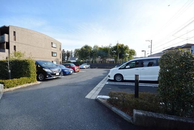 駐車場　☆駐車場☆