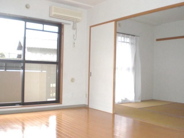 その他部屋・スペース　★広々明るい室内★