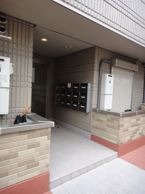 ＪＲ南武線 中野島駅 徒歩5分 3階建 築24年の外観写真