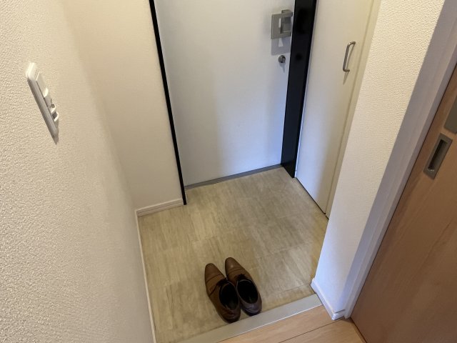 ジュネス南阿佐ヶ谷の玄関写真