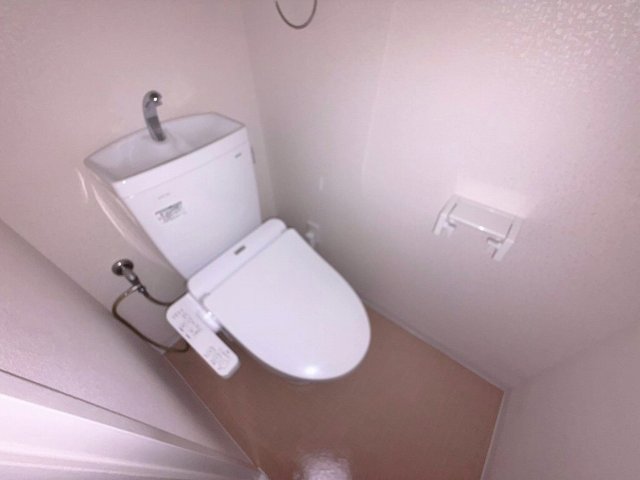 プラネット藤井寺のトイレ写真