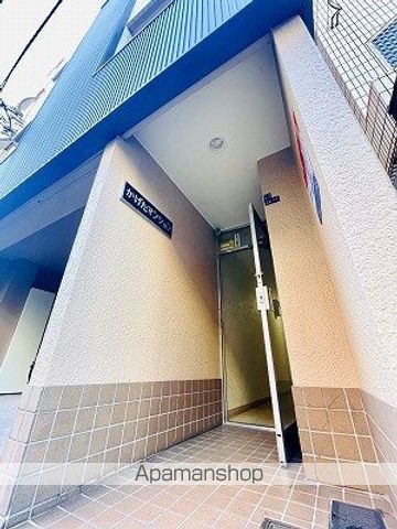 かげたマンションの外観写真