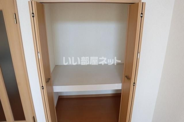 ＪＲ東北本線 仙台駅 徒歩18分 2階建 築22年の内装写真