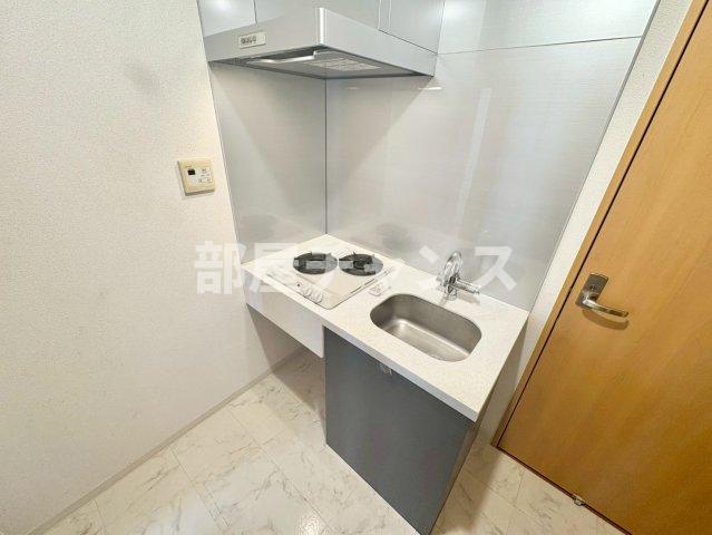 地下鉄東山線 新栄町駅 徒歩9分 4階建 築20年のキッチン写真