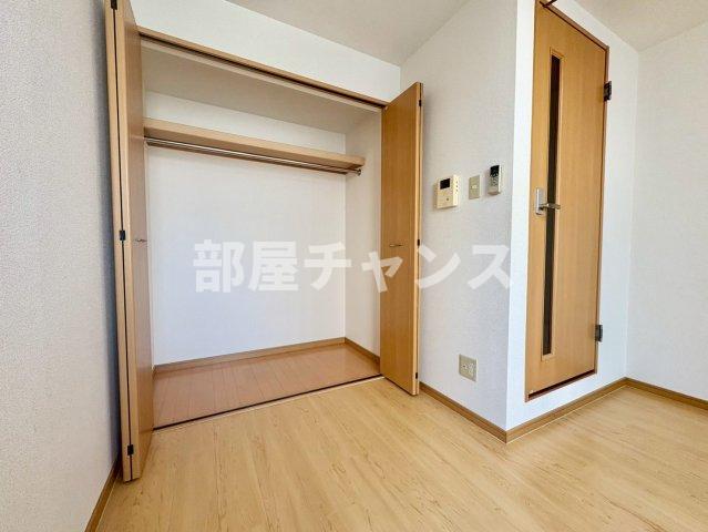 地下鉄東山線 新栄町駅 徒歩9分 4階建 築20年の内装写真