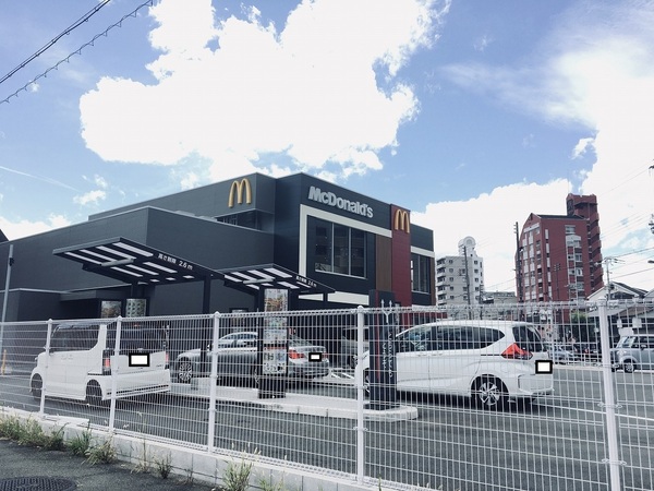 飲食店　マクドナルド（飲食店）まで875m