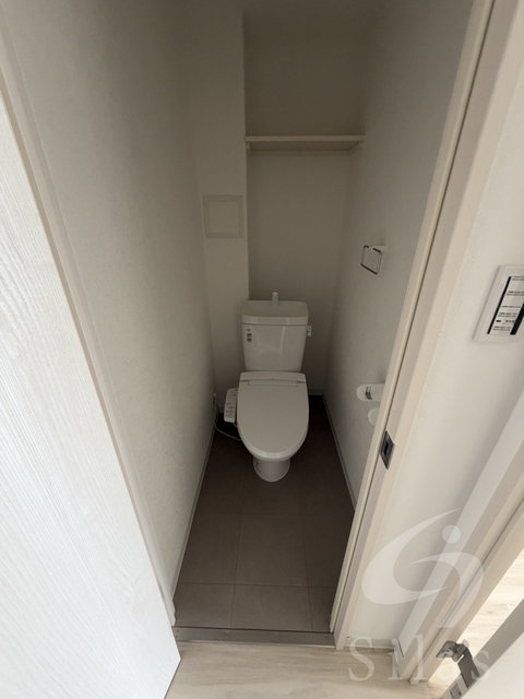 地下鉄御堂筋線 新金岡駅 徒歩7分 8階建 築1年のトイレ写真
