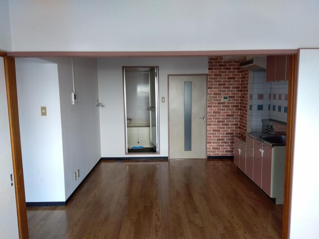平和マンション長町の居間写真