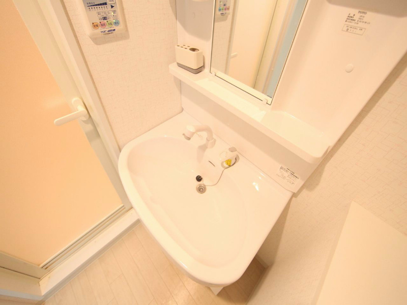 洗面設備　脱衣所　独立洗面台（シャンプードレッサー）