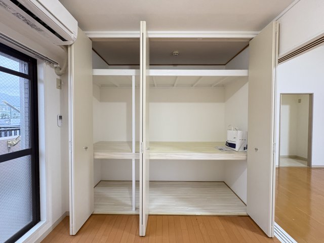 本山アネックスの内装写真