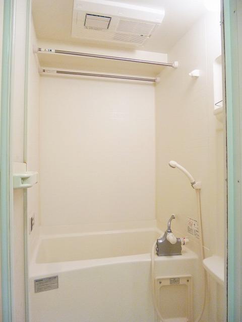 バス・シャワールーム　※別部屋の参考写真です。