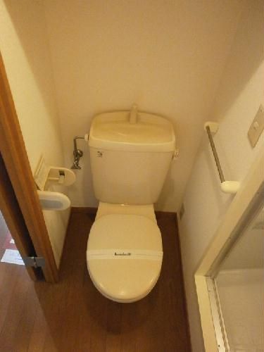 レオパレスルーチェのトイレ写真