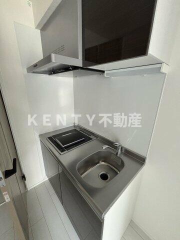 キッチン　コンパクトなキッチンで掃除もラクラク