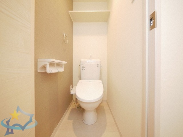 Harness南7条のトイレ写真