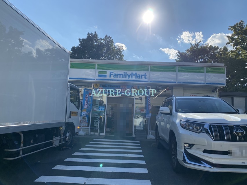 コンビニ　ファミリーマート南山田３丁目店（コンビニ）まで798m