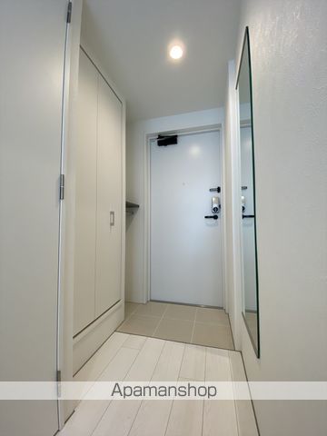 地下鉄東山線 本陣駅 徒歩5分 5階建 築3年の玄関写真