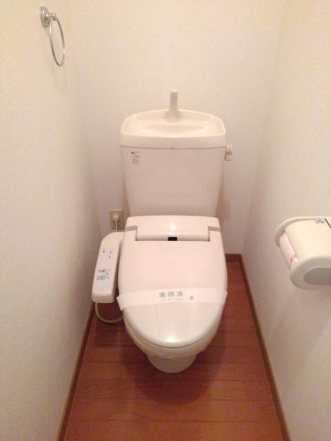 ange M・Tのトイレ写真
